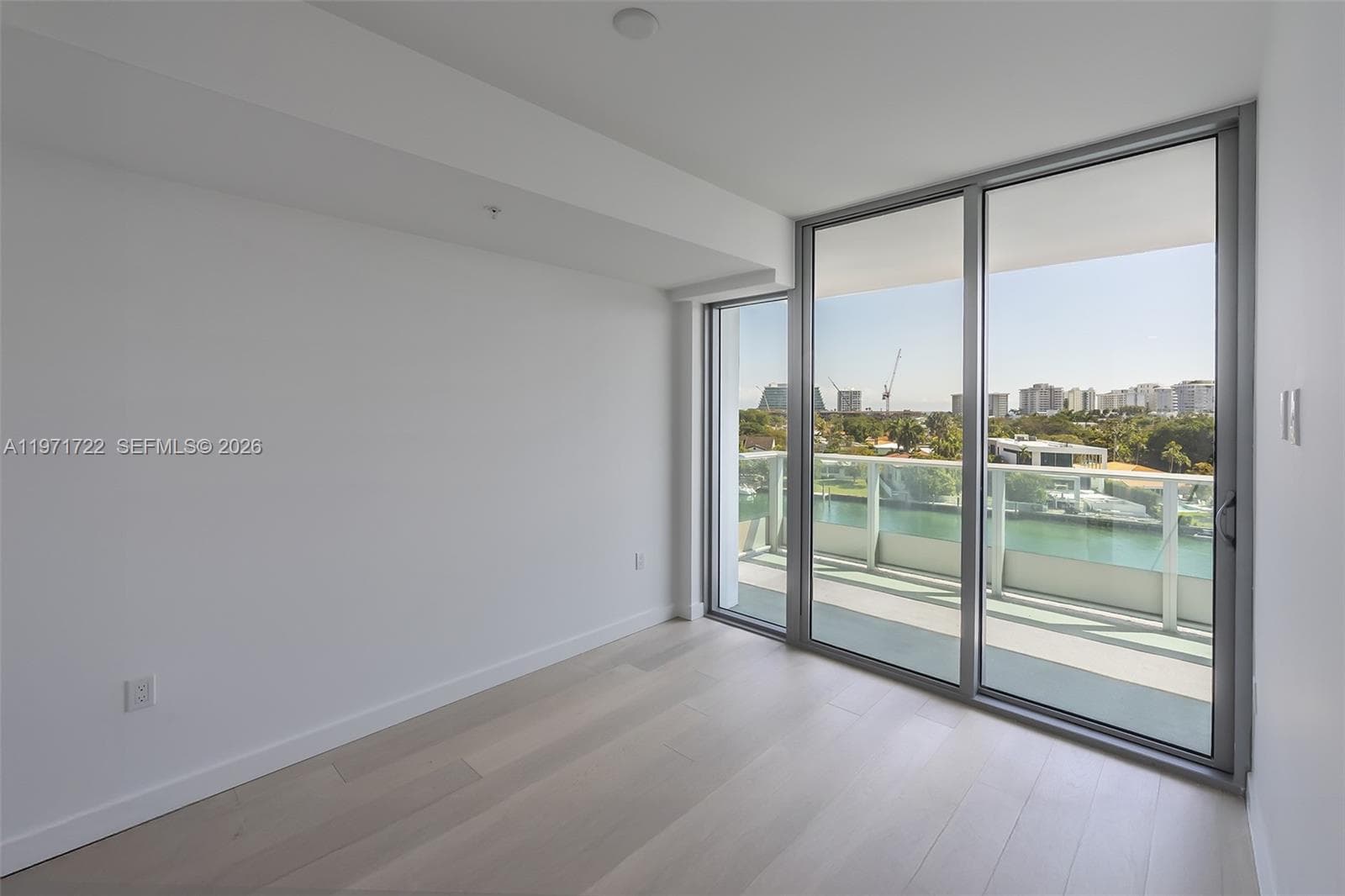 9201 Bay Harbor Drive 603 photo 18