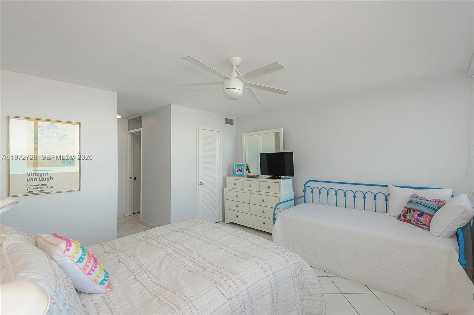 7135 Collins Ave 834 photo 24