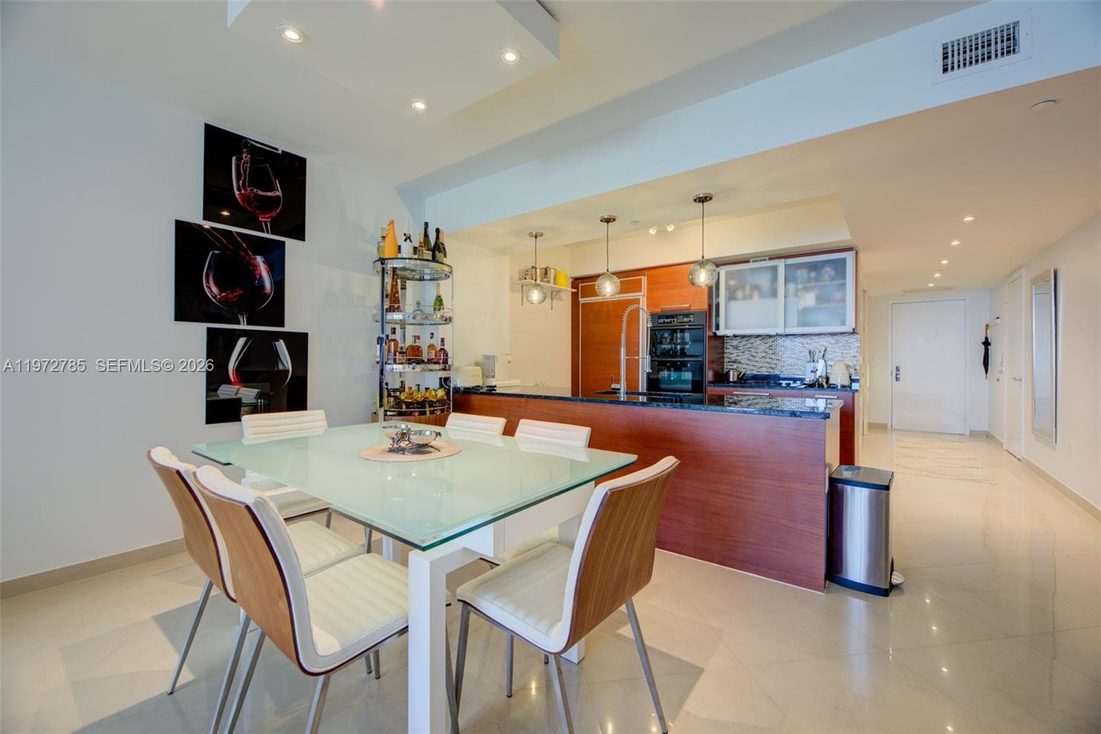 1830 Ocean Dr 3011 photo 12