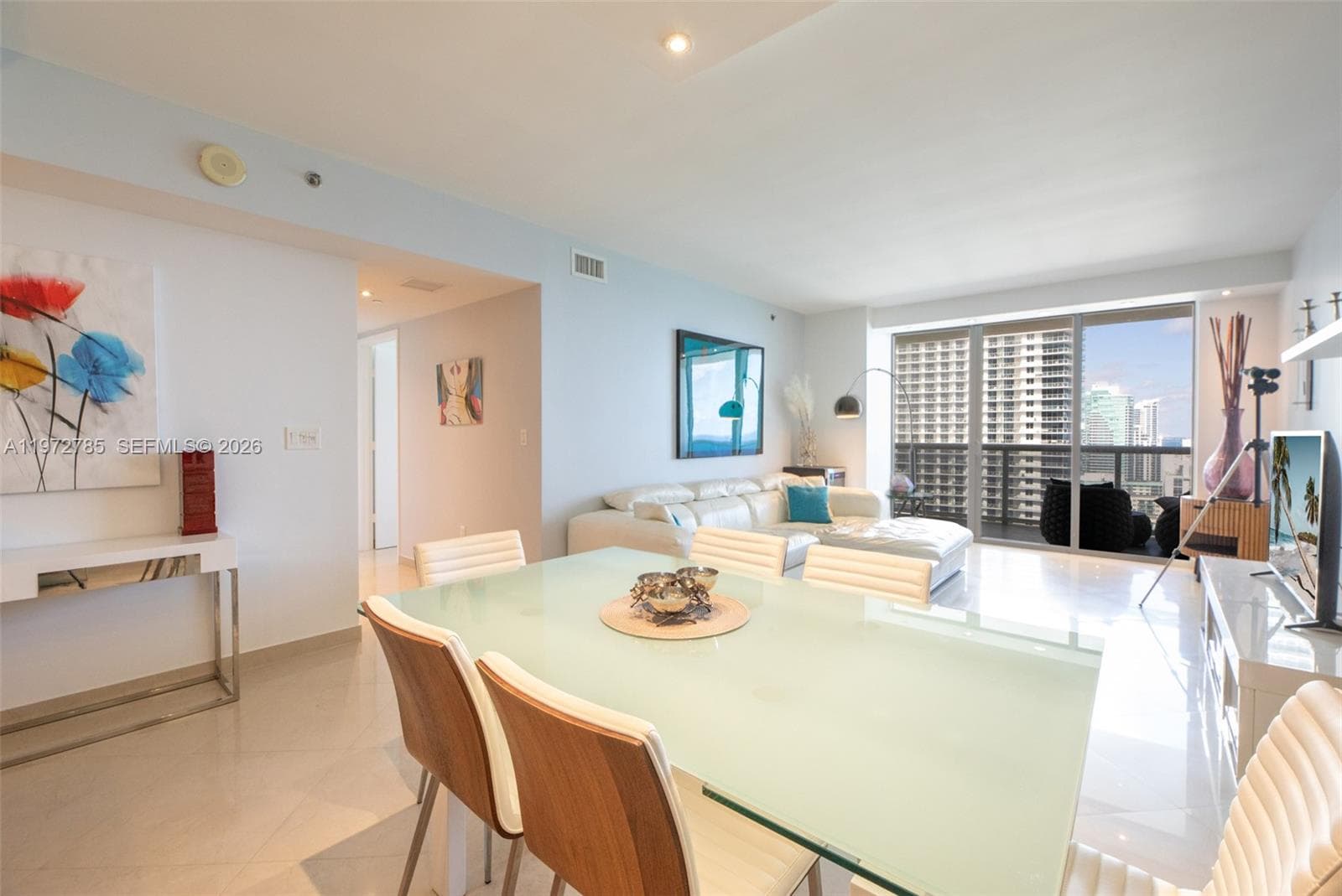1830 Ocean Dr 3011 photo 8