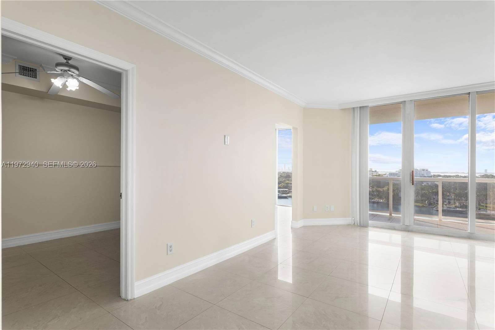 4775 Collins Ave 1006 photo 14