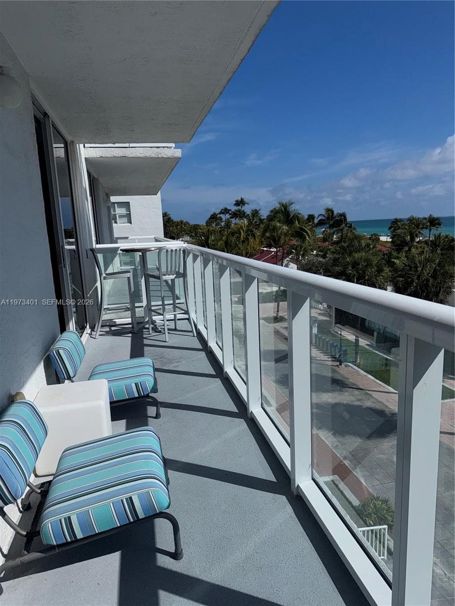 2457 Collins Ave 405 photo 15