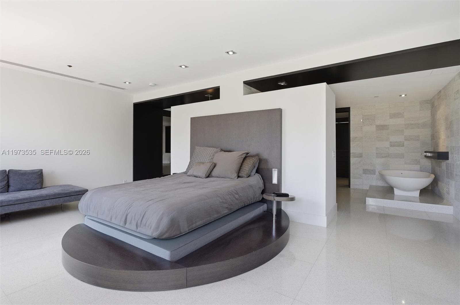 1330 Ocean Dr 3CA photo 17