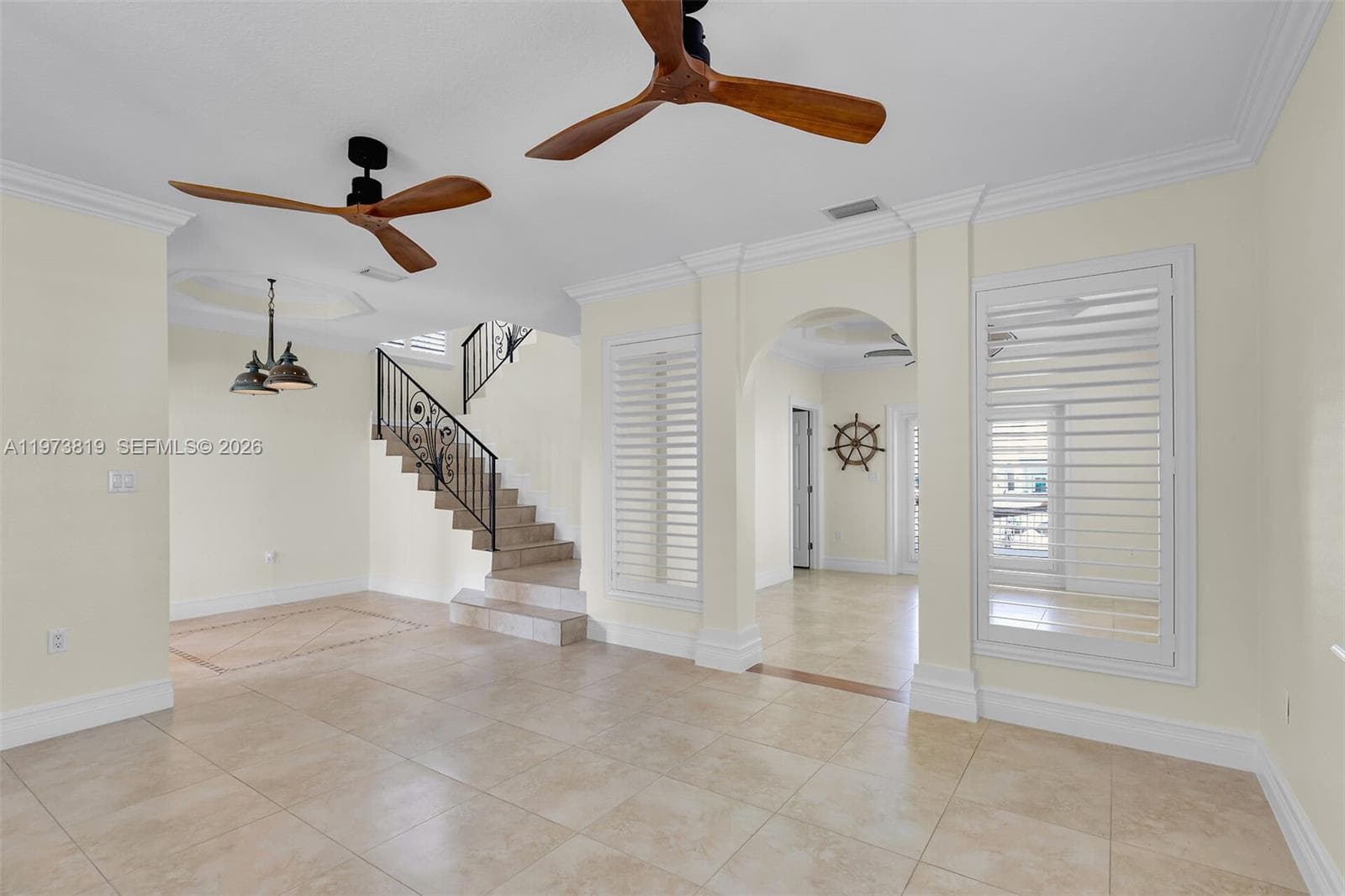 226 Normandy Dr photo 25