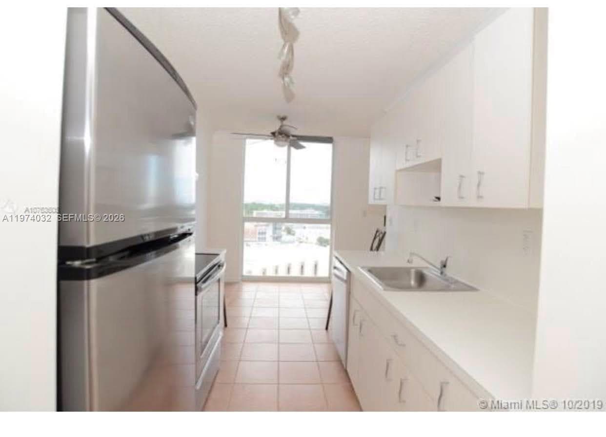 1688 West Ave 1107 photo 17