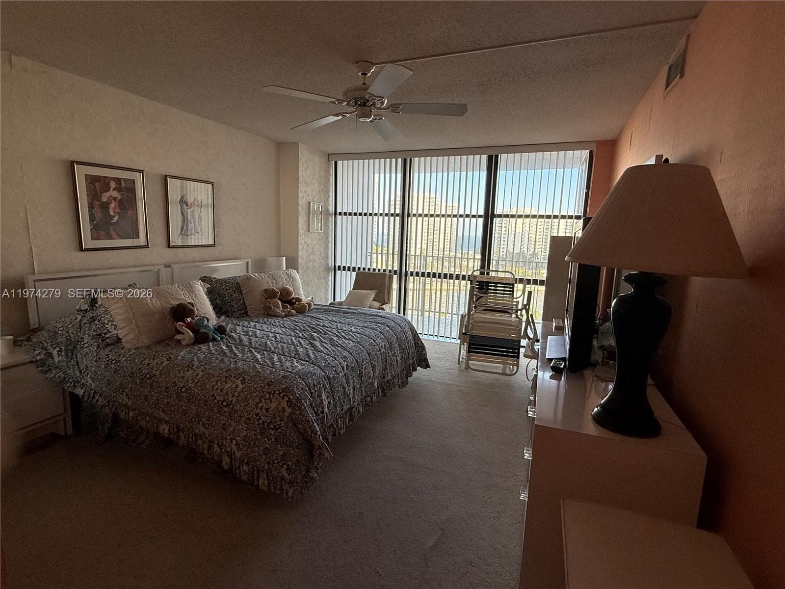 1000 Parkview Dr 1022 photo 7