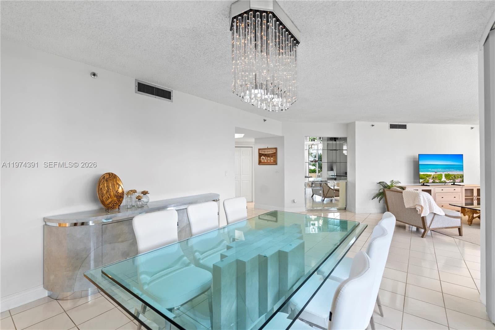 20191 E Country Club Dr 407 photo 16