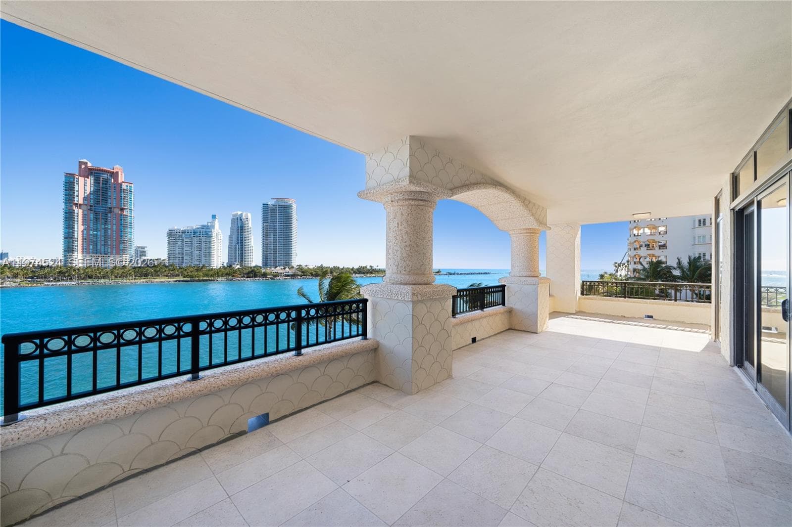 7043 Fisher Island Dr 7043 photo 24
