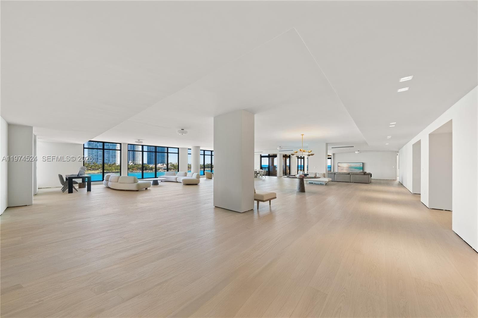 7043 Fisher Island Dr 7043 photo 15
