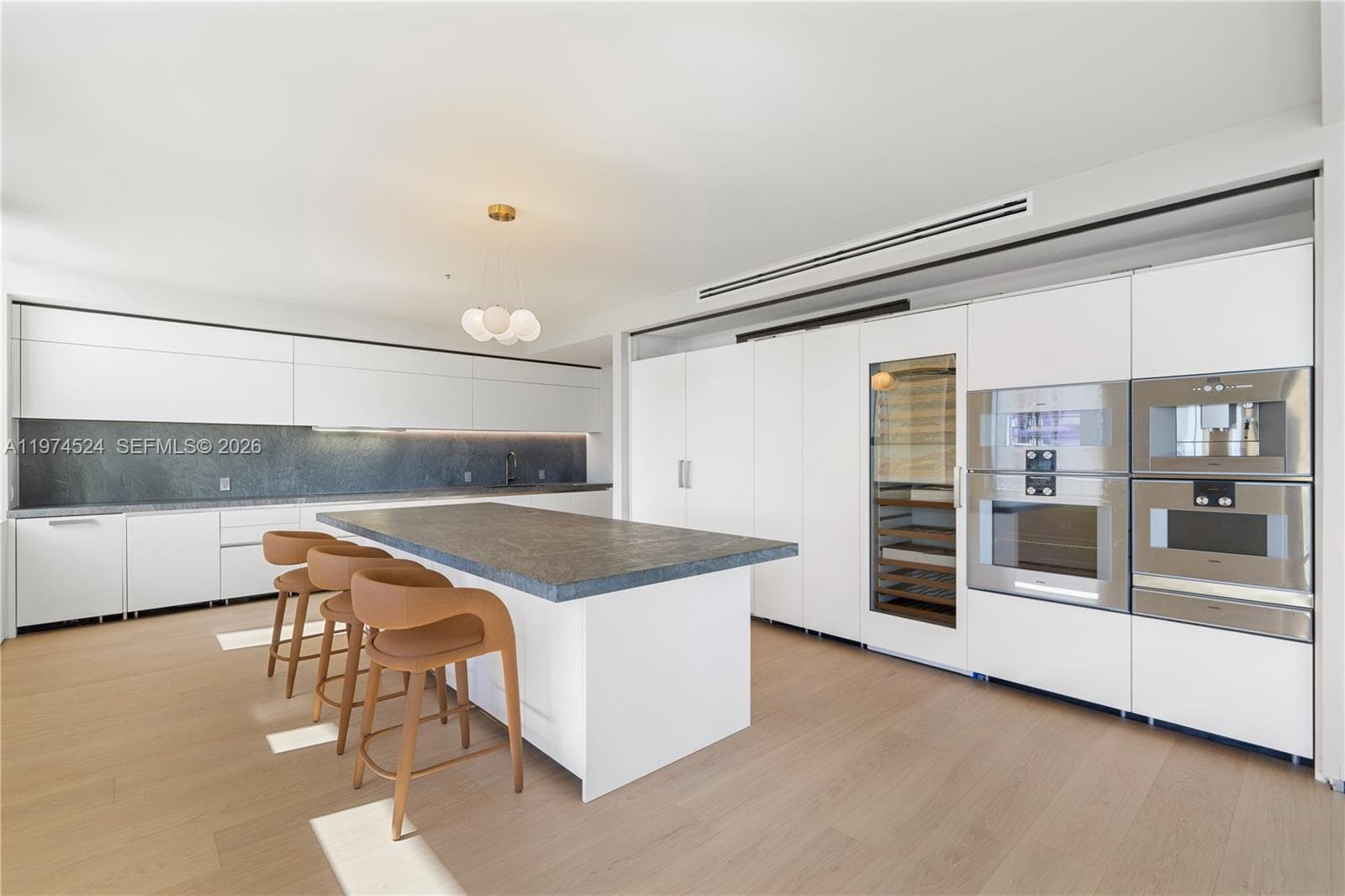 7043 Fisher Island Dr 7043 photo 8