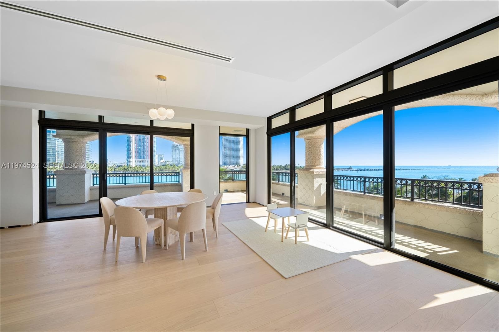 7043 Fisher Island Dr 7043 photo 21