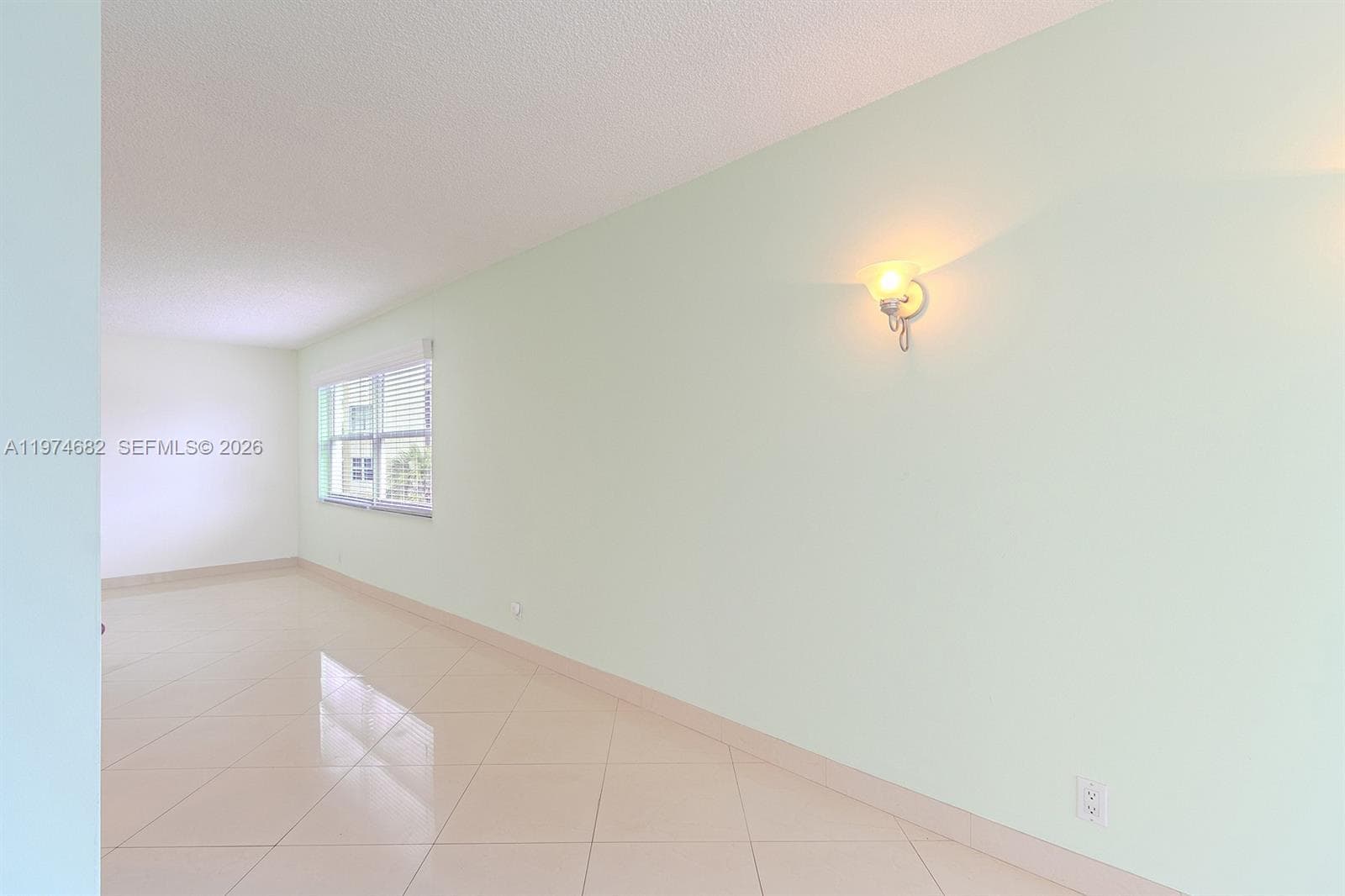 121 Golden Isles Dr 201 photo 7