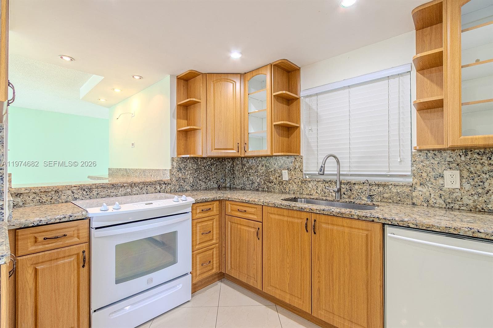 121 Golden Isles Dr 201 photo 15