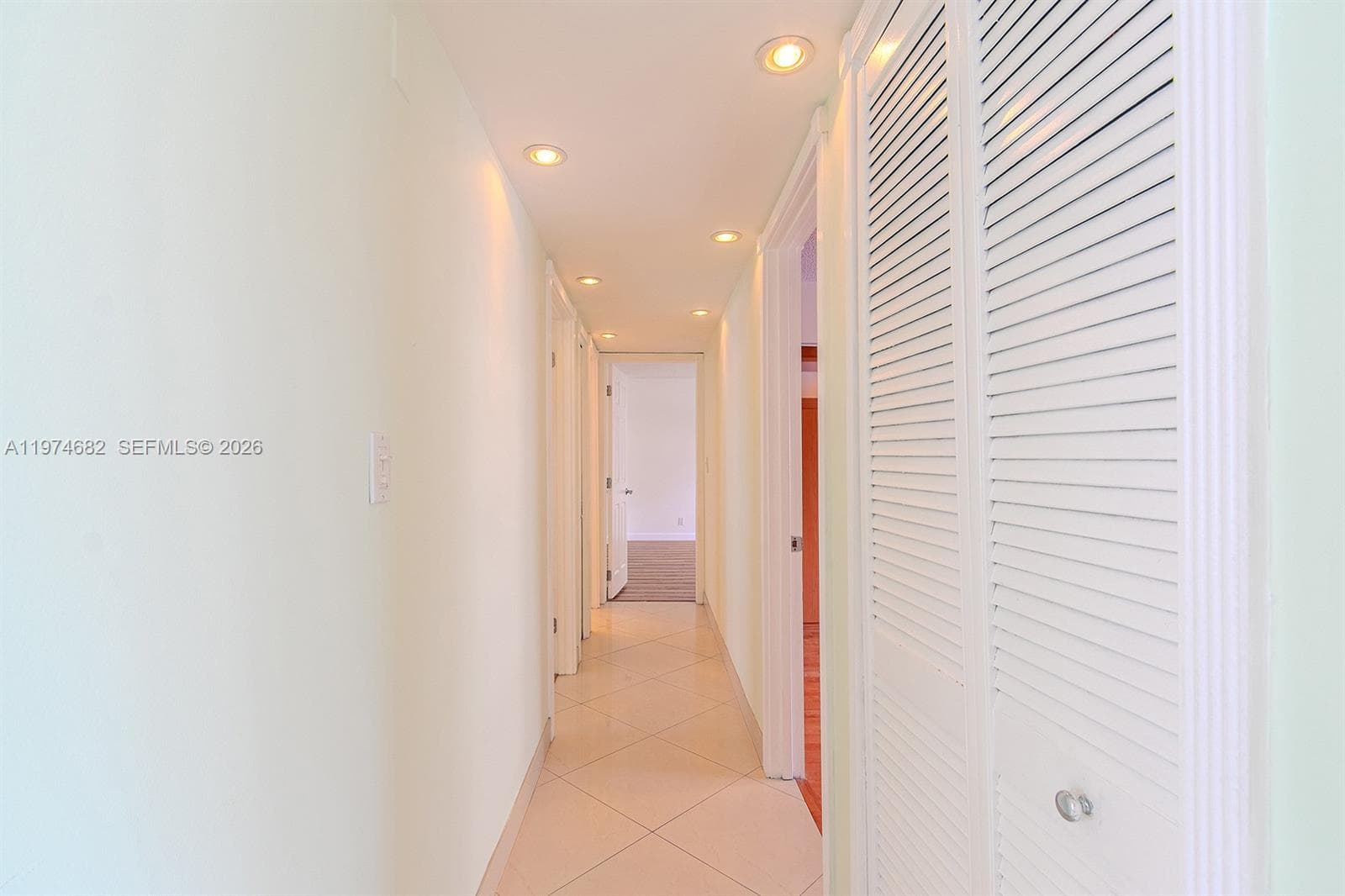 121 Golden Isles Dr 201 photo 19