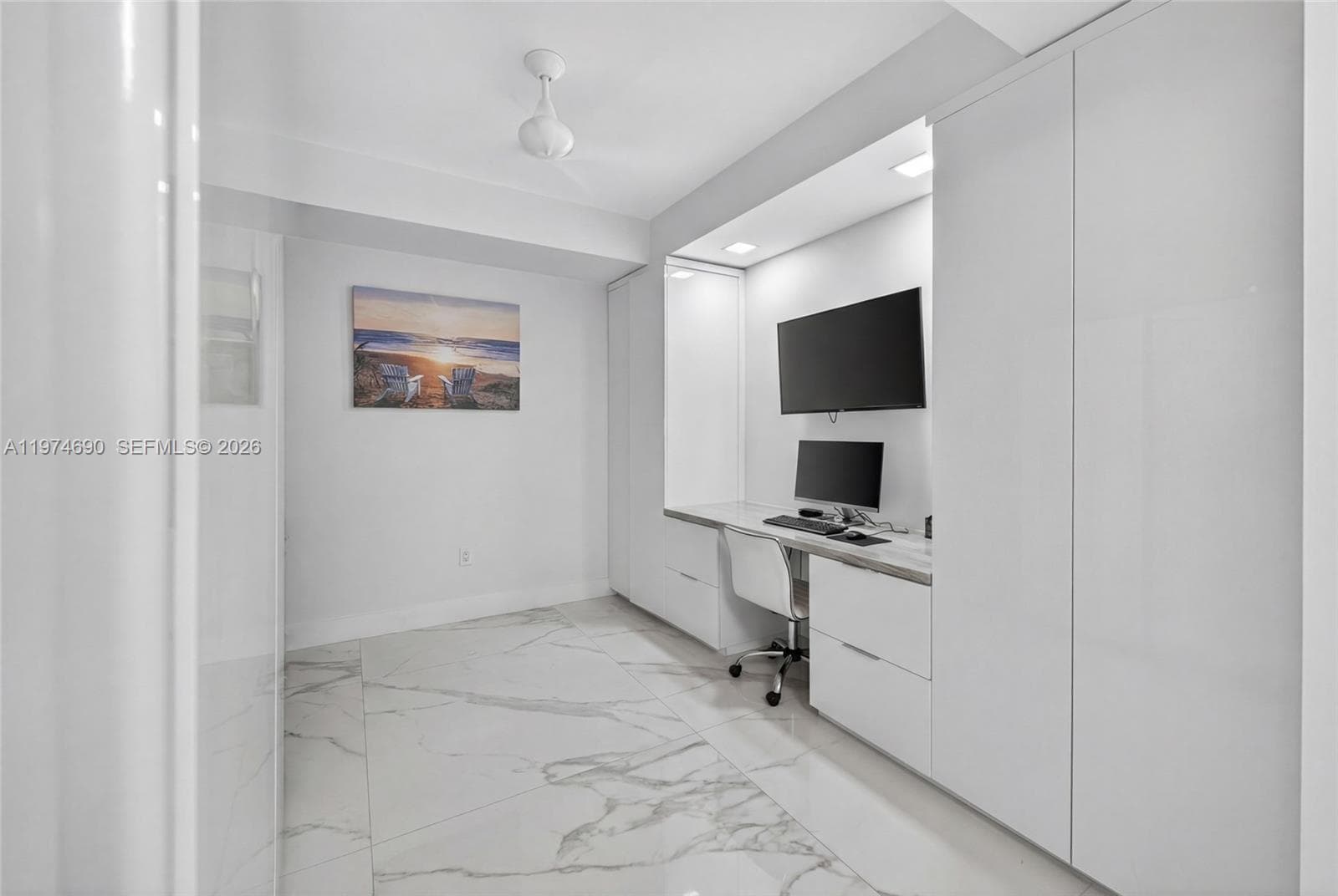 3415 Ocean Dr 401 photo 20