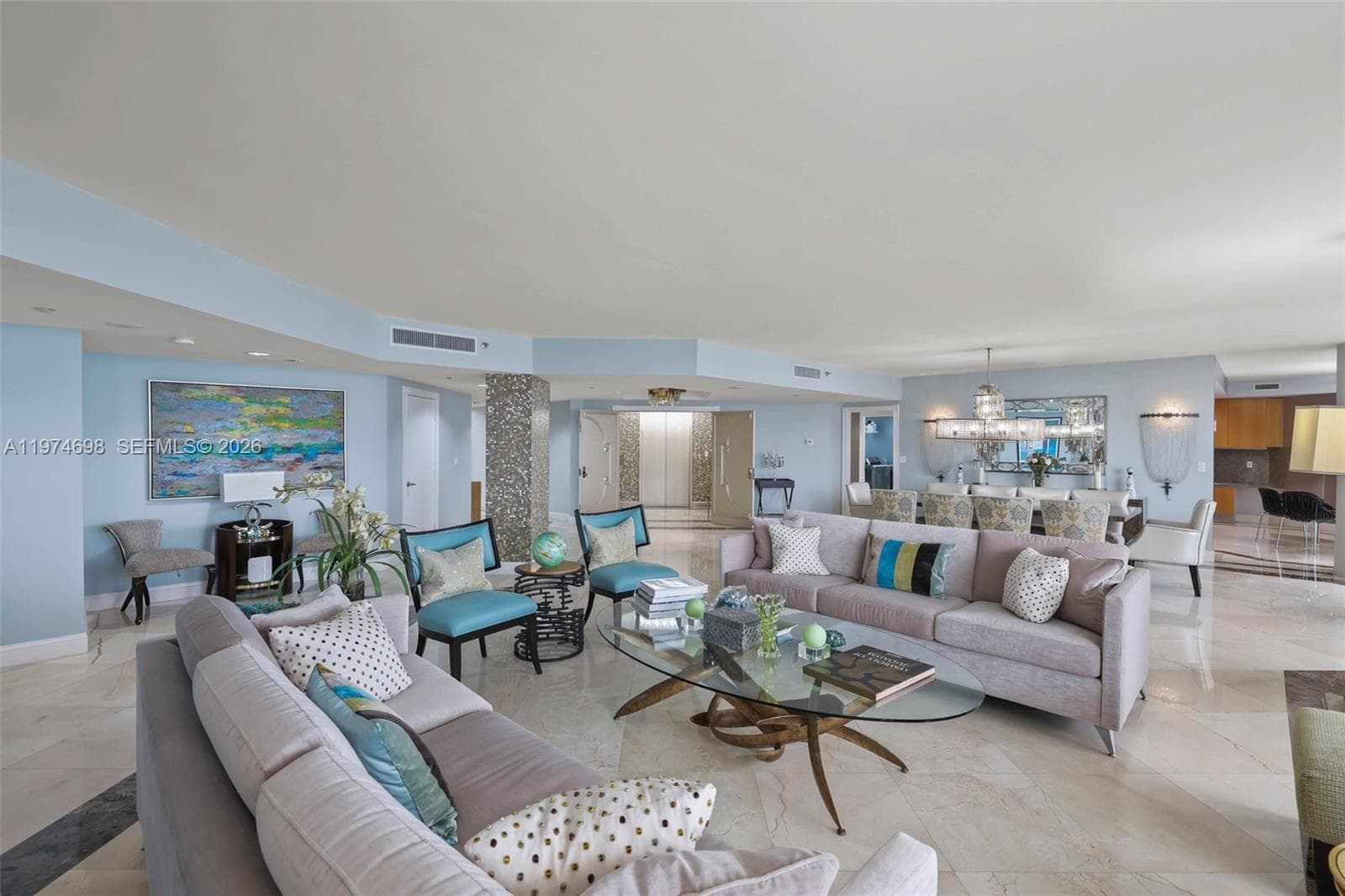 2600 Island Blvd 1006 photo 12