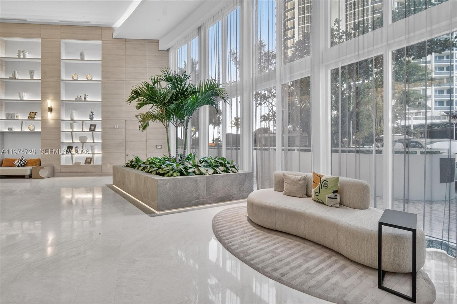 18201 Collins Ave 2008 photo 15