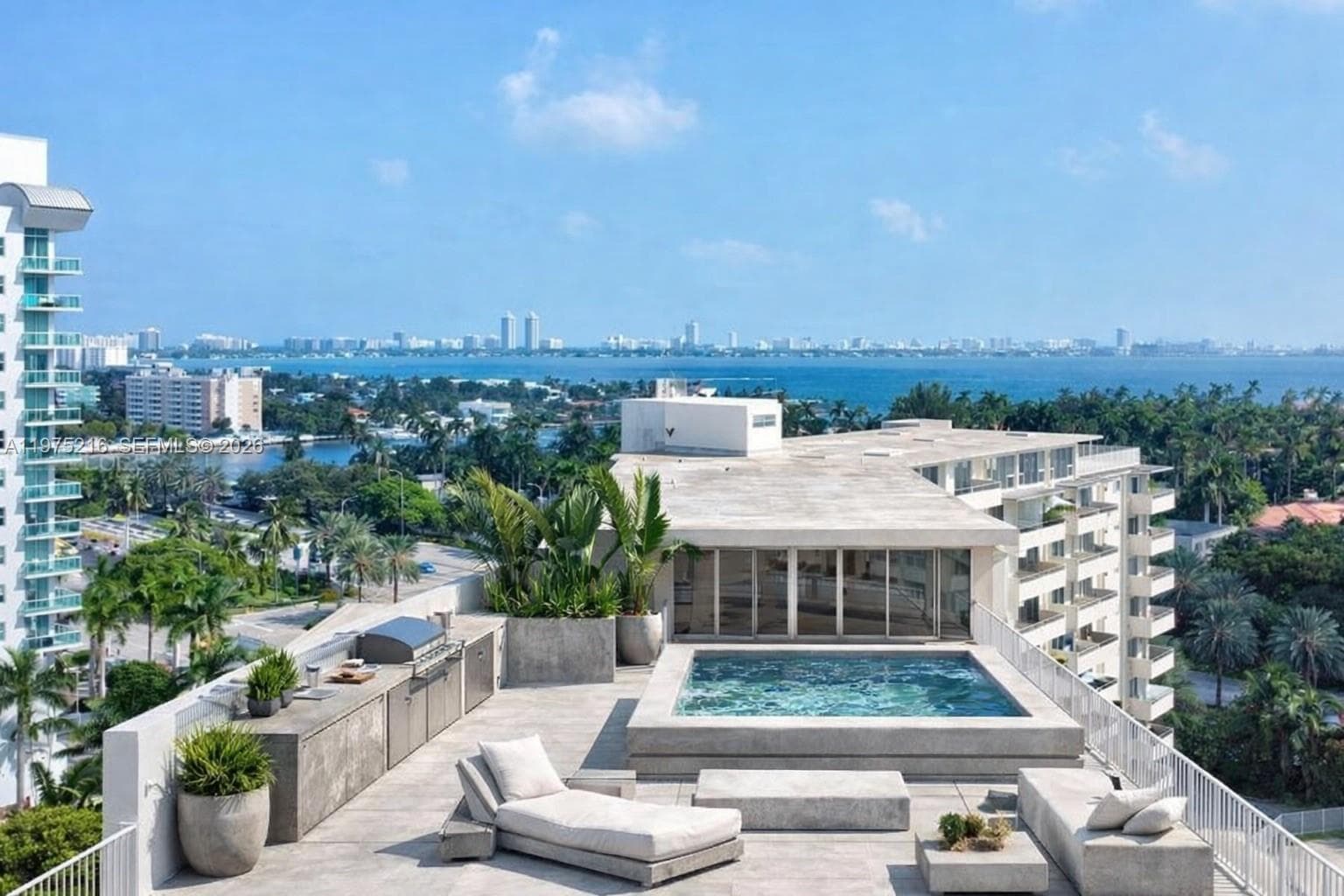 7904 West Dr. Penthouse photo 6