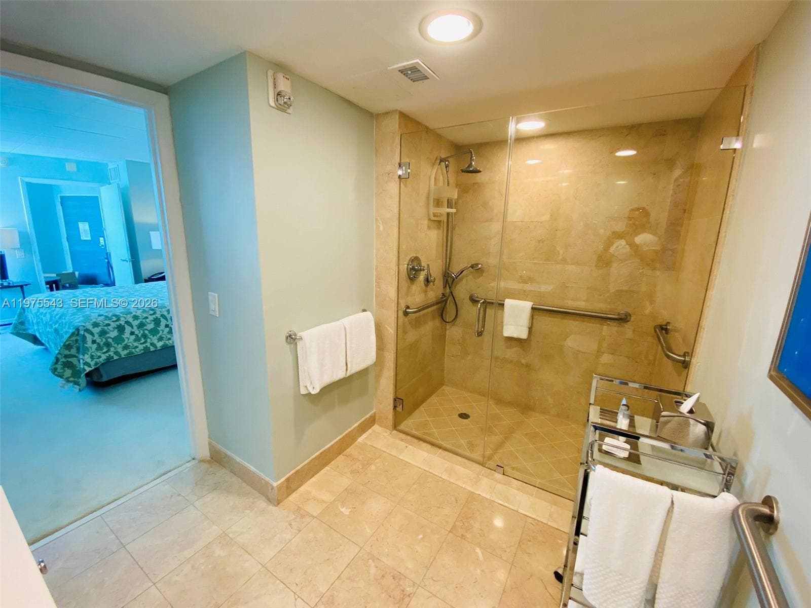 2670 Sunrise Blvd 1402 photo 13