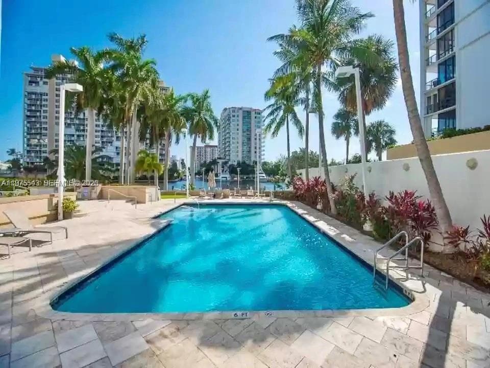 2670 Sunrise Blvd 1402 photo 5