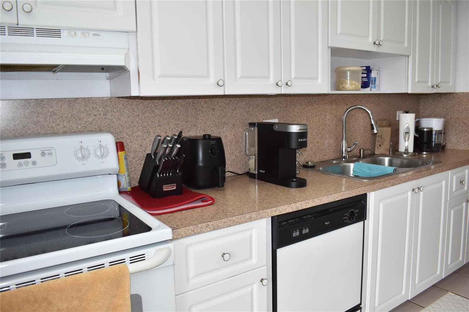 1350 River Reach Drive 401 photo 6