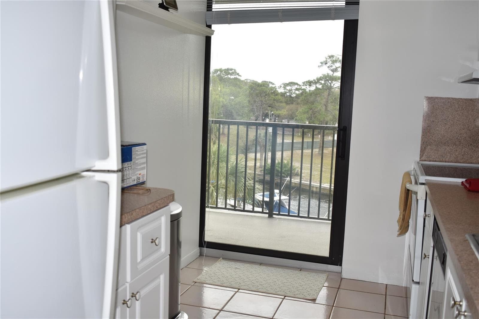 1350 River Reach Drive 401 photo 8