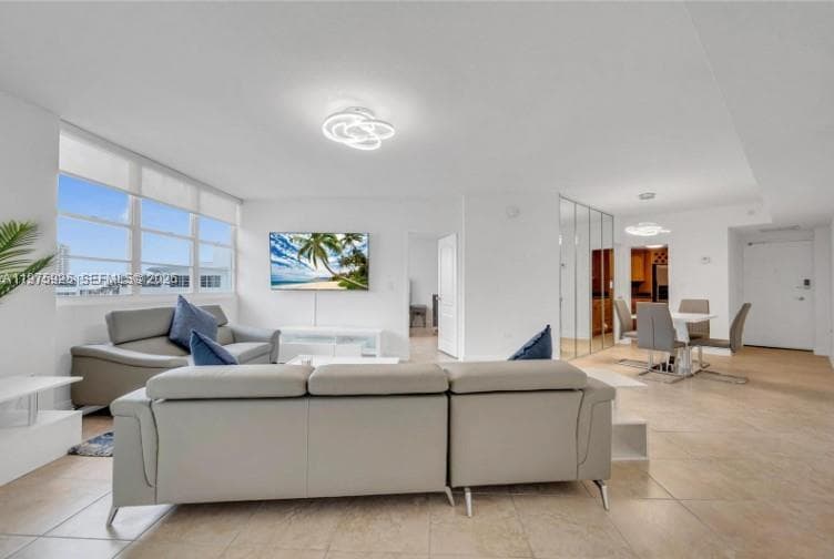 999 Brickell Bay Dr 2007 photo 22