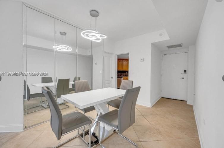 999 Brickell Bay Dr 2007 photo 24