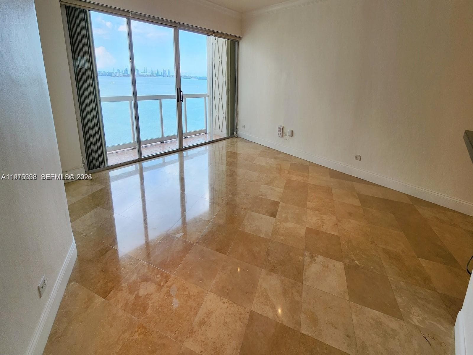 2451 Brickell Ave 18F photo 10
