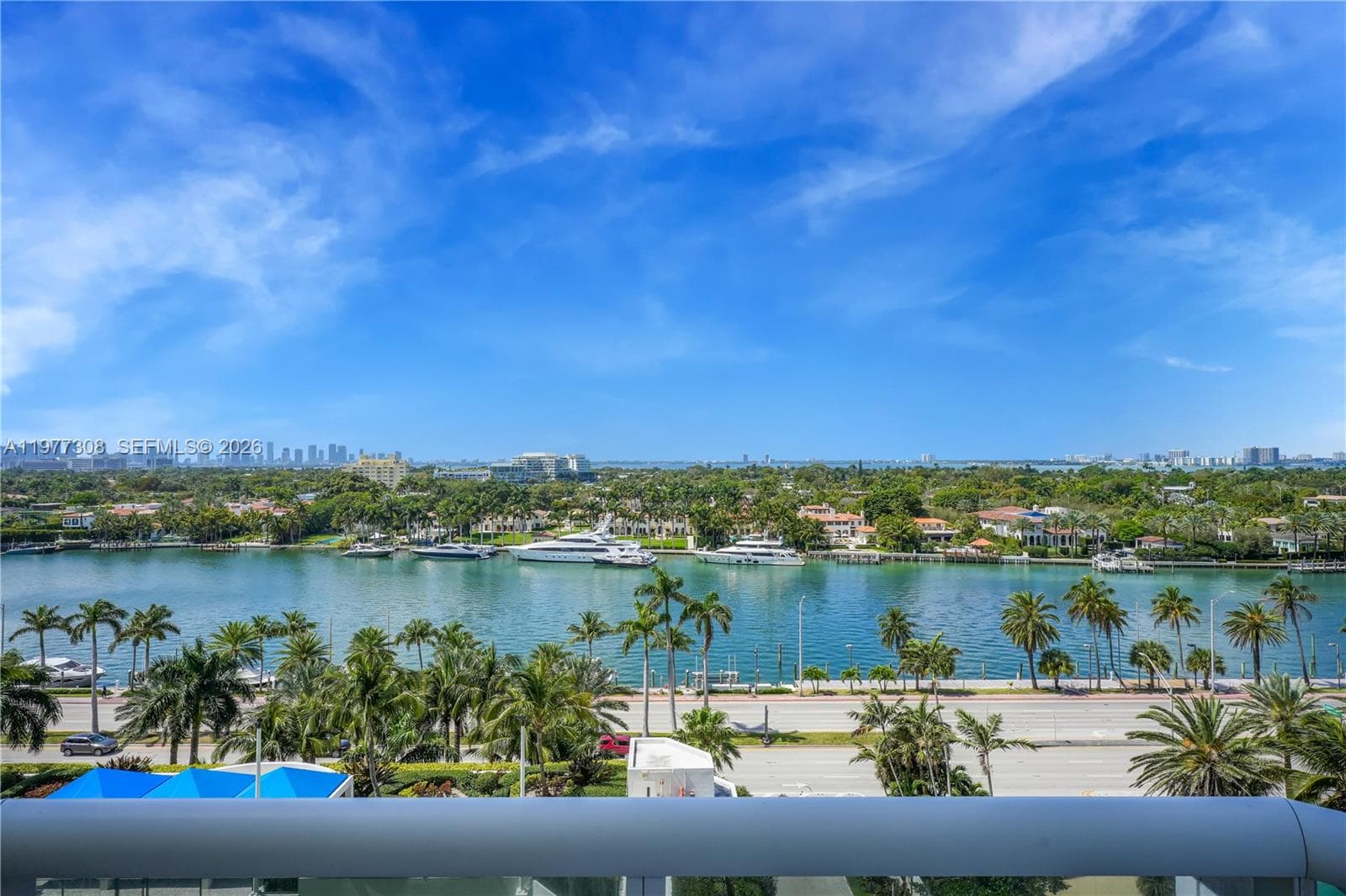 4779 Collins Ave 1007 photo 10