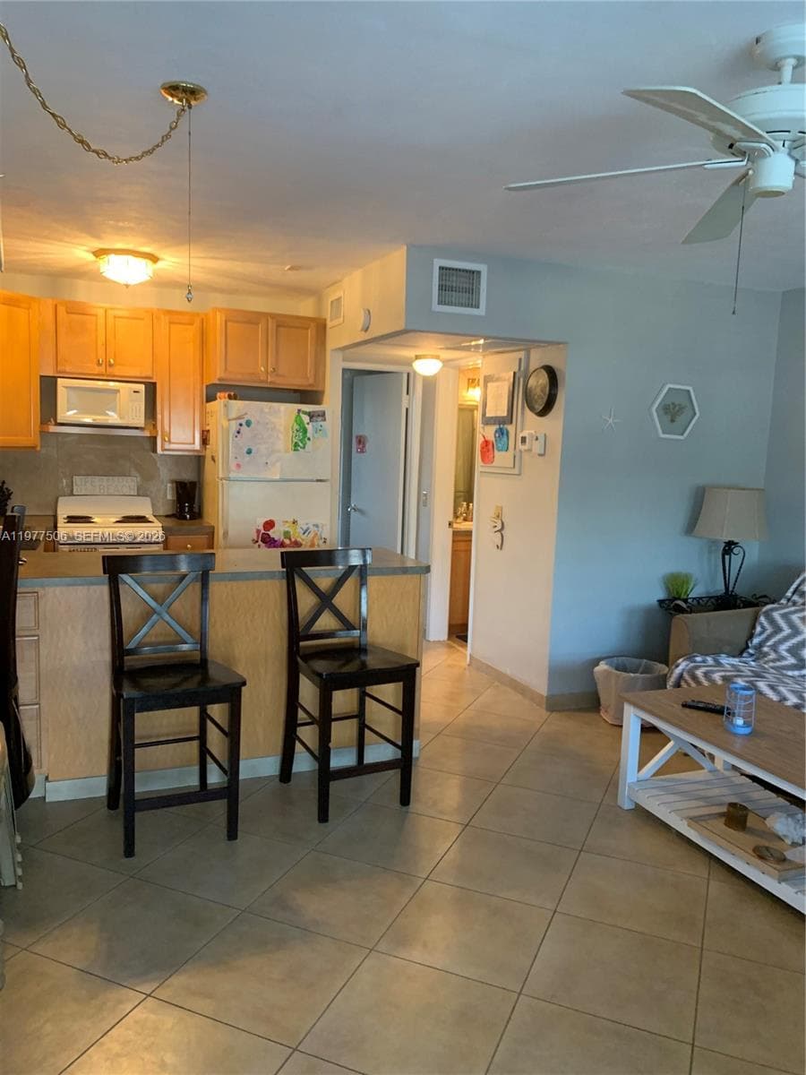 322 Taylor St 2D photo 22