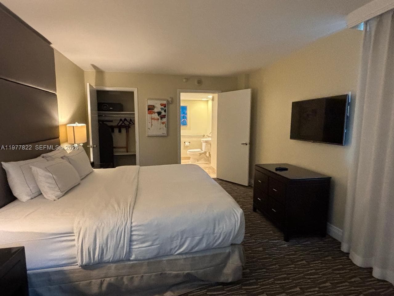 2670 Sunrise Blvd 302 photo 10