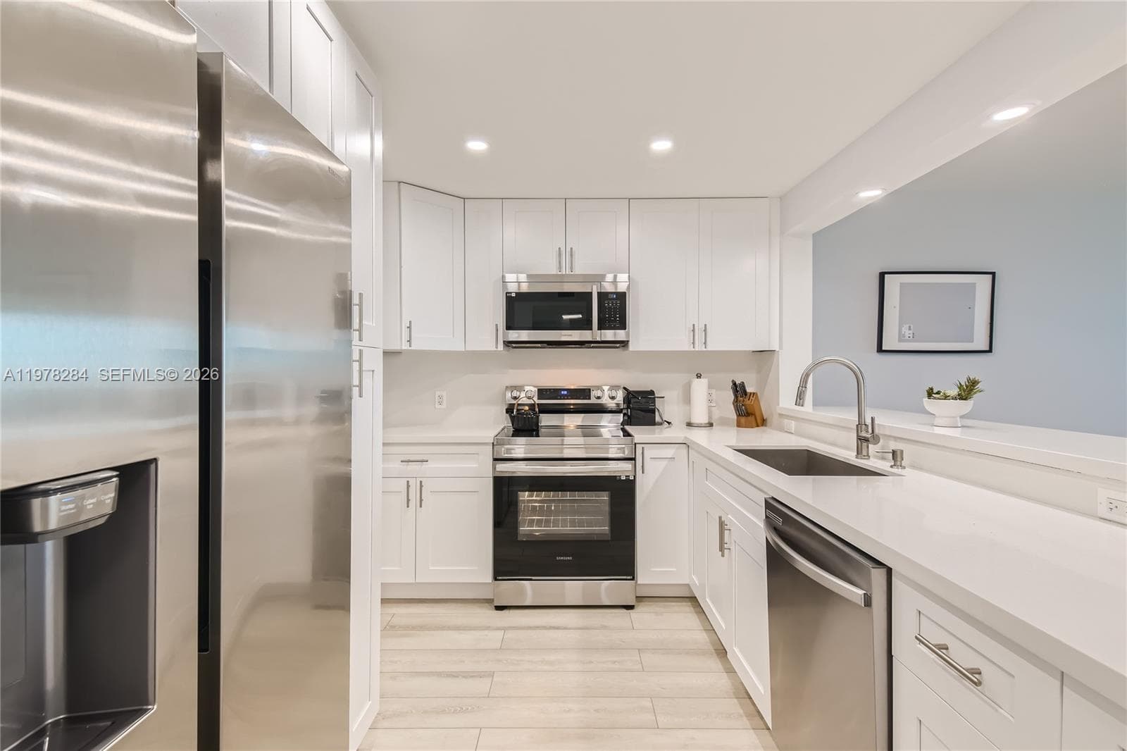 3800 S Ocean Dr 1818 (Available NOW) photo 4