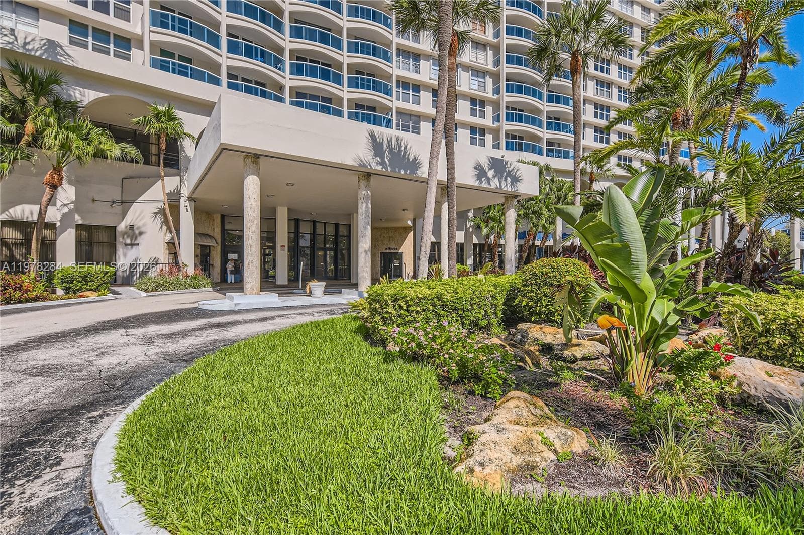 3800 S Ocean Dr 1818 (Available NOW) photo 21
