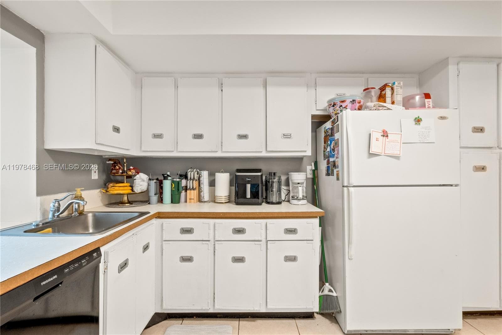 1000 Parkview Dr 115 photo 13
