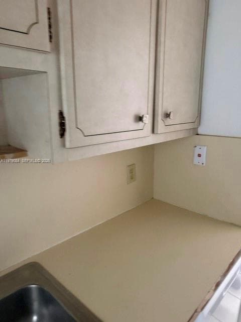 2430 NE 135th St 102 photo 11
