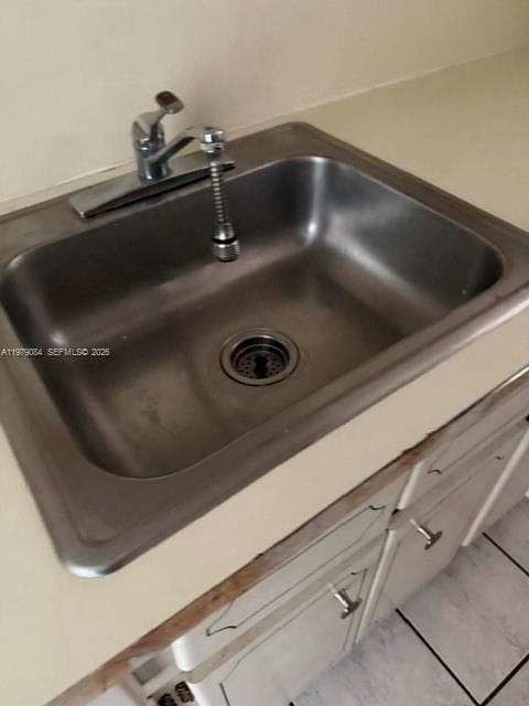 2430 NE 135th St 102 photo 8