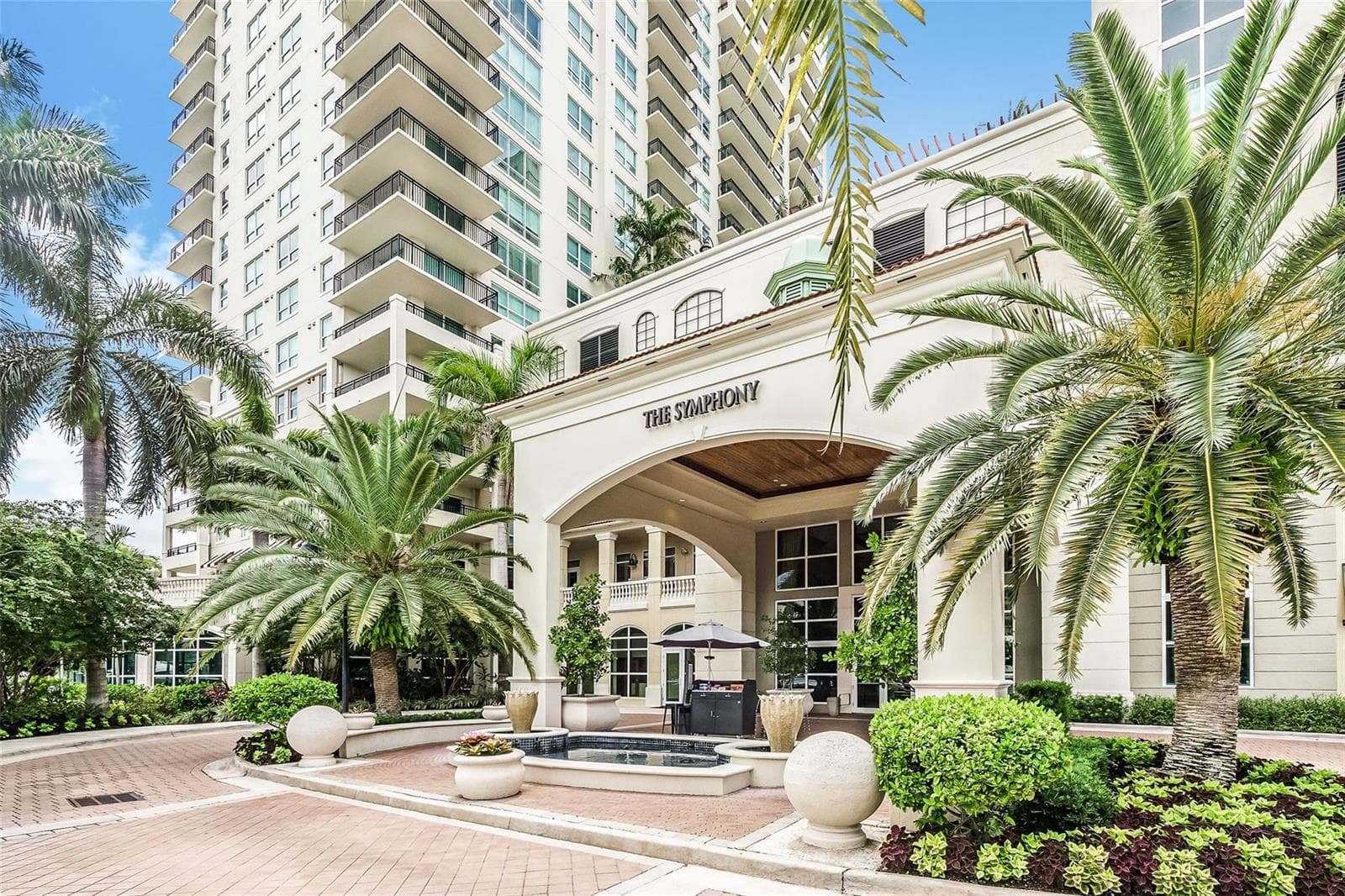 610 W Las Olas Boulevard 517 photo 14