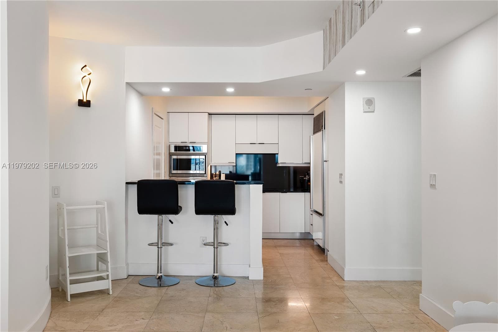 3101 S Ocean Dr 1504 photo 9