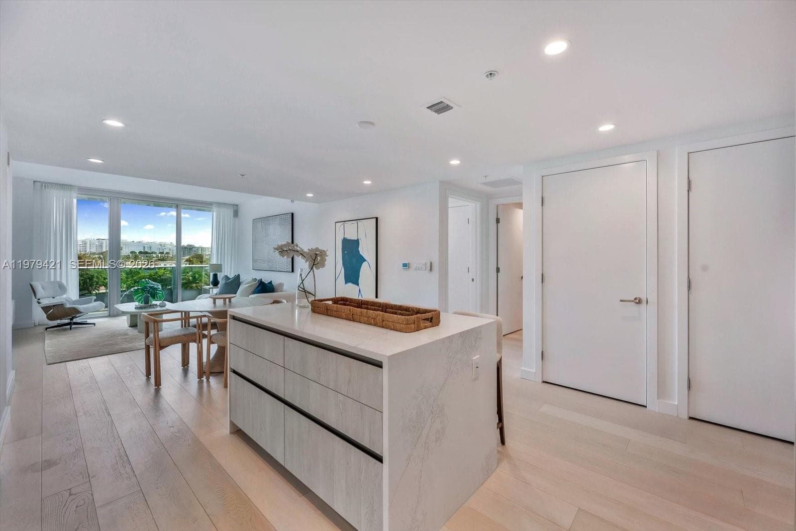 9201 Bay Harbor Dr 503 photo 11