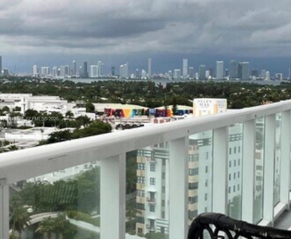 2457 Collins Ave 1605 photo 3