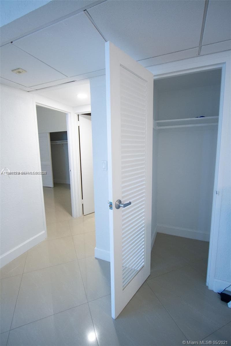 3801 S Ocean Dr (Avail April 1, 2026) PH16S photo 15