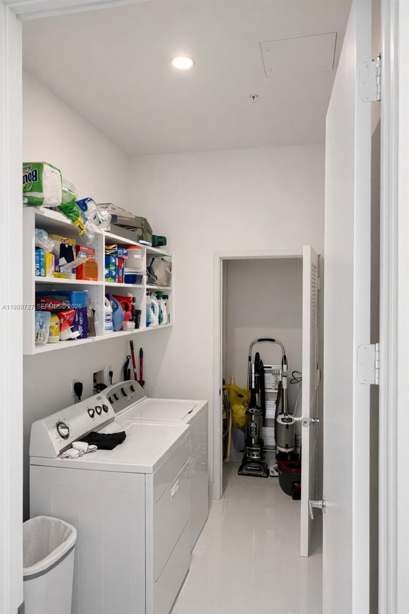 250 Sunny Isles Blvd TH-407 photo 12