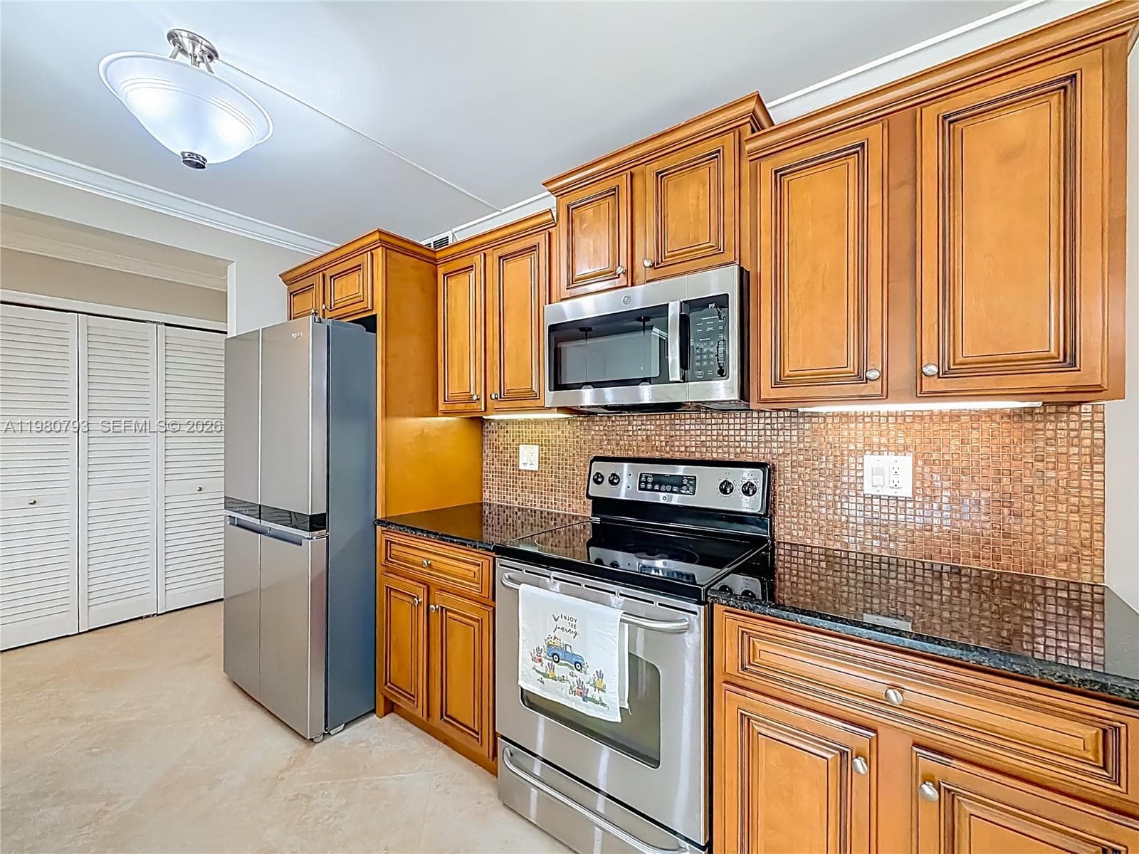 1350 River Reach Dr 118 photo 8