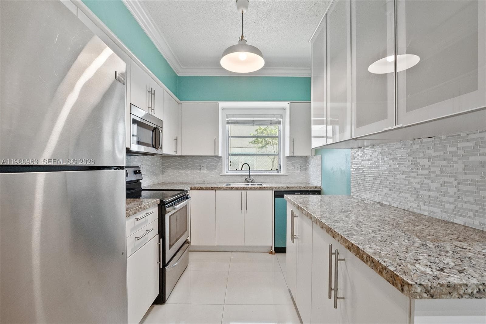 2200 S Ocean Dr N103 photo 2