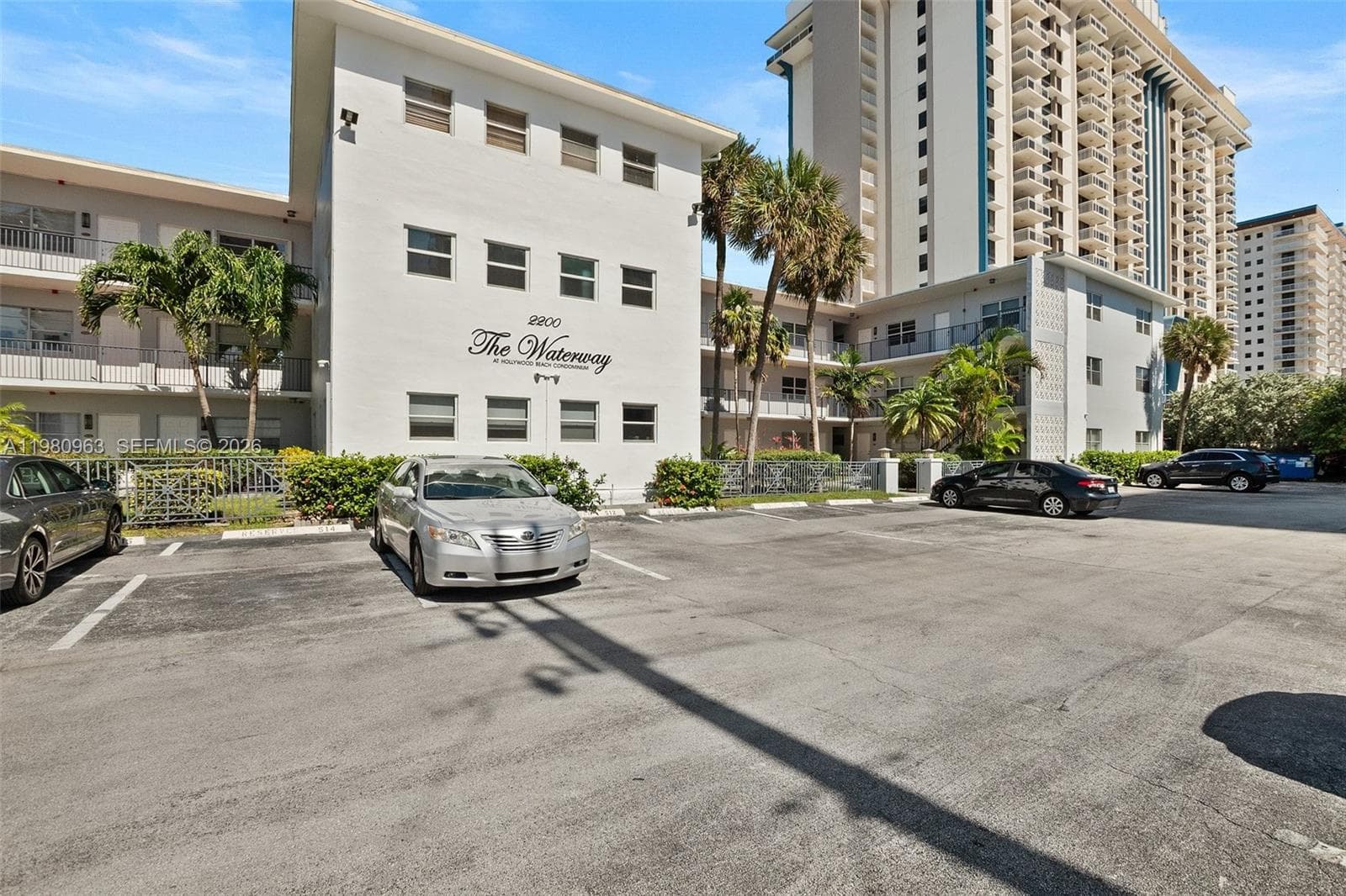 2200 S Ocean Dr N103 photo 22