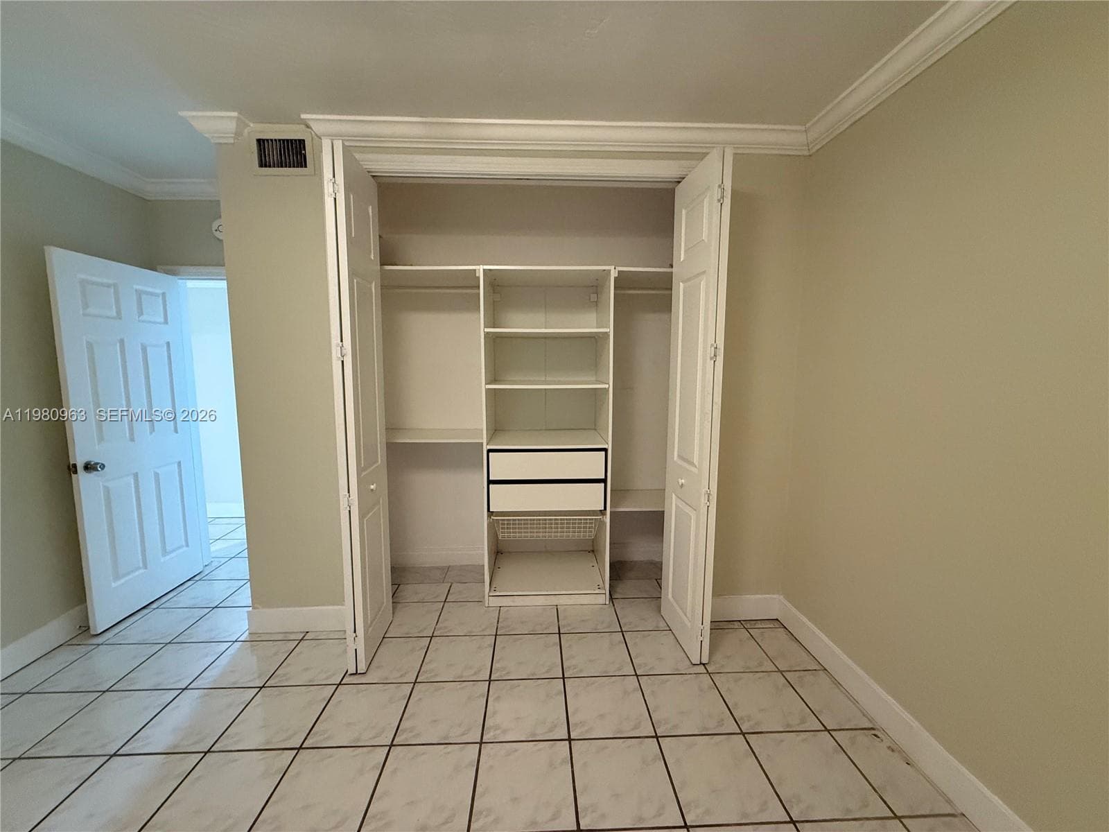 2200 S Ocean Dr N103 photo 18