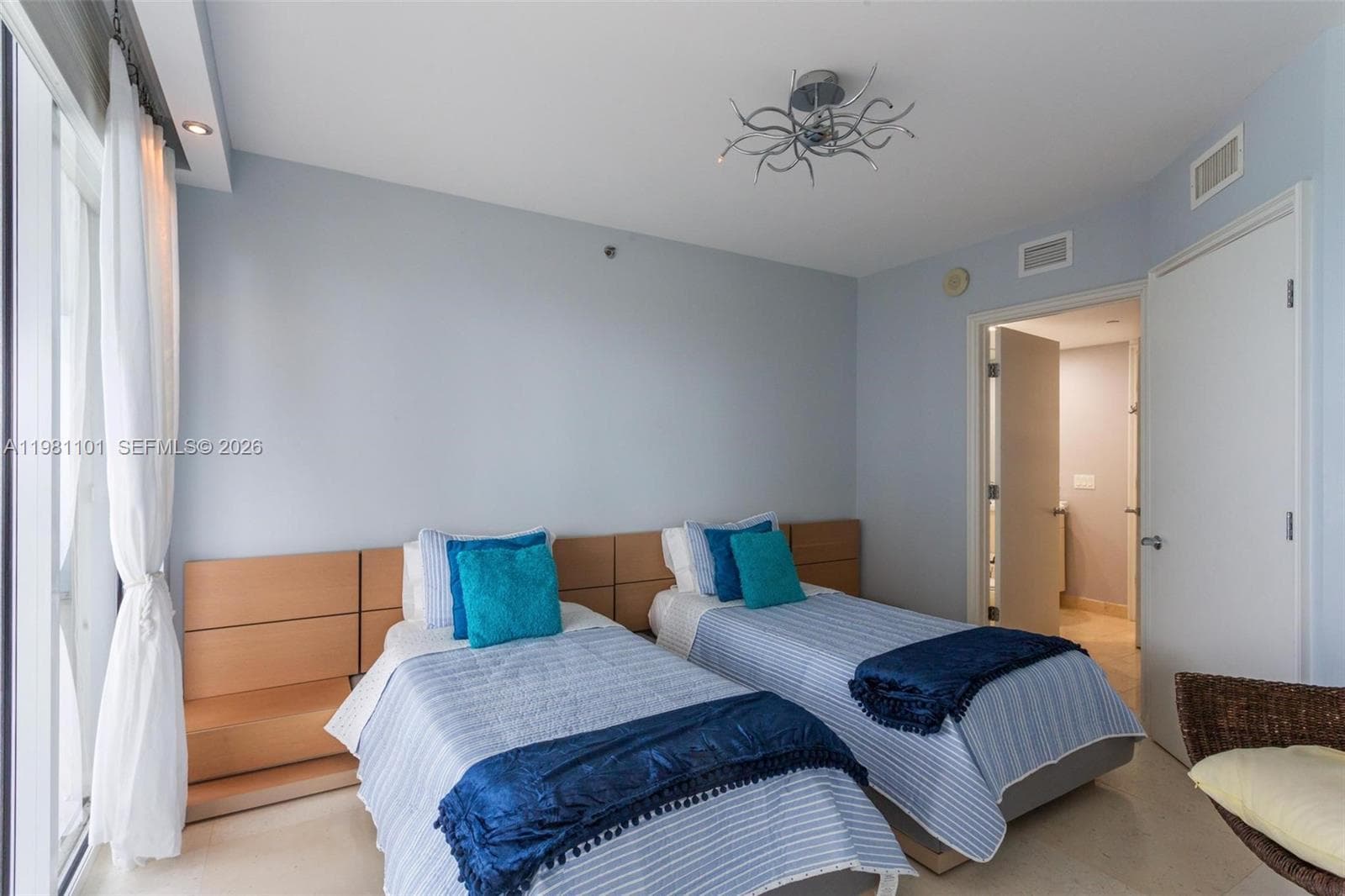 1830 S Ocean Dr 3008 photo 10