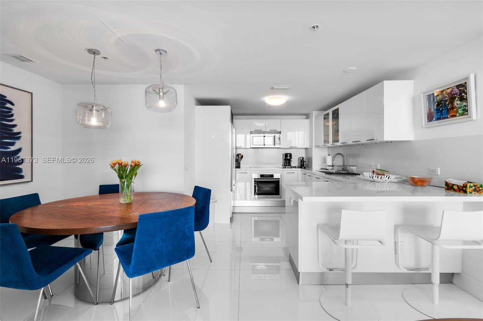 6899 Collins Ave 1602 photo 10