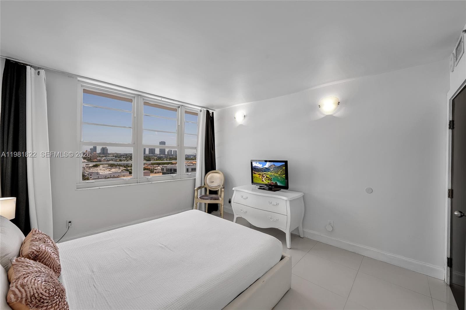 100 Lincoln Rd 1511 photo 14